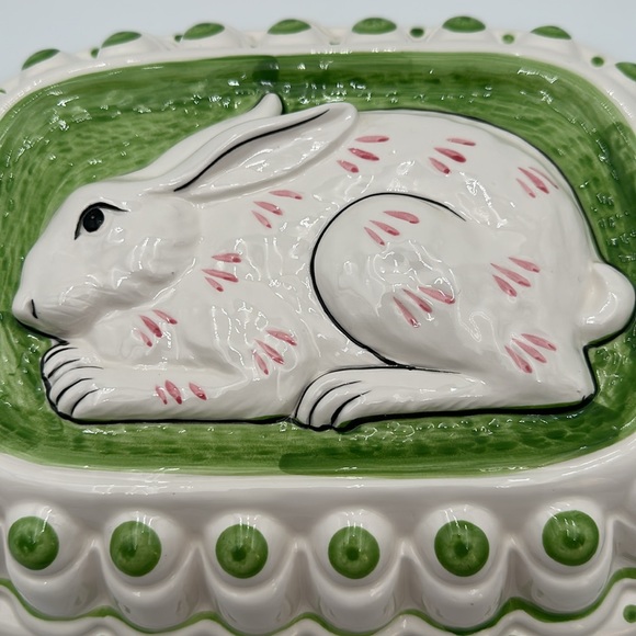 Sigma the Tastesetter White Bunny Rabbit Ceramic Hanging 3-D Mold Easter - Picture 4 of 16